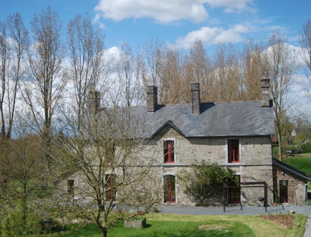 Le Manoir Du Butel Bed & Breakfast Saint-Amand  Exterior photo